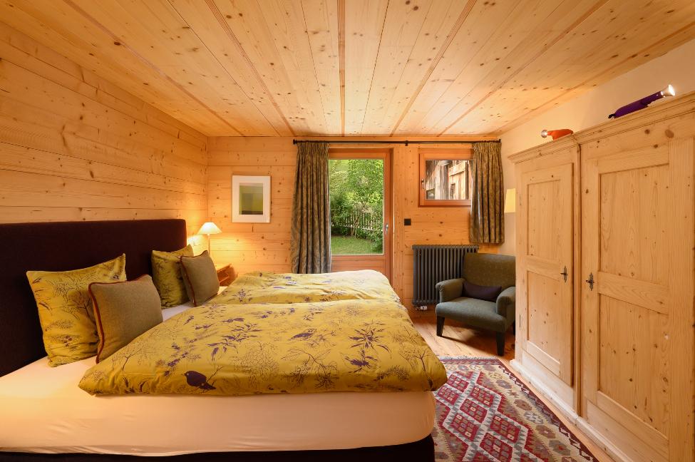 Private superior room with private bathroom